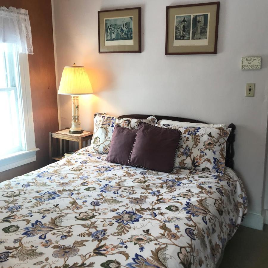 Inn At Starlight Lake & Restaurant Екстер'єр фото